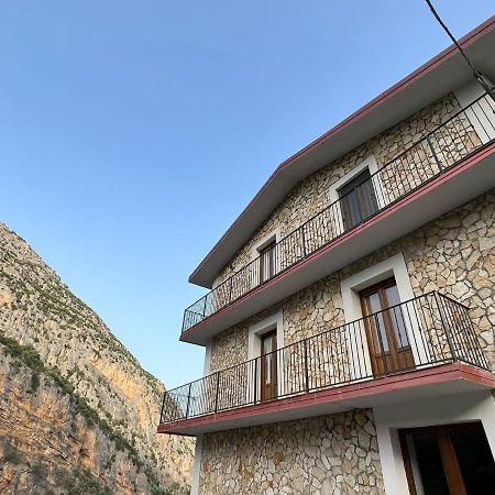 L'Oasi Del Raganello Bed & Breakfast ชิวิตา ภายนอก รูปภาพ