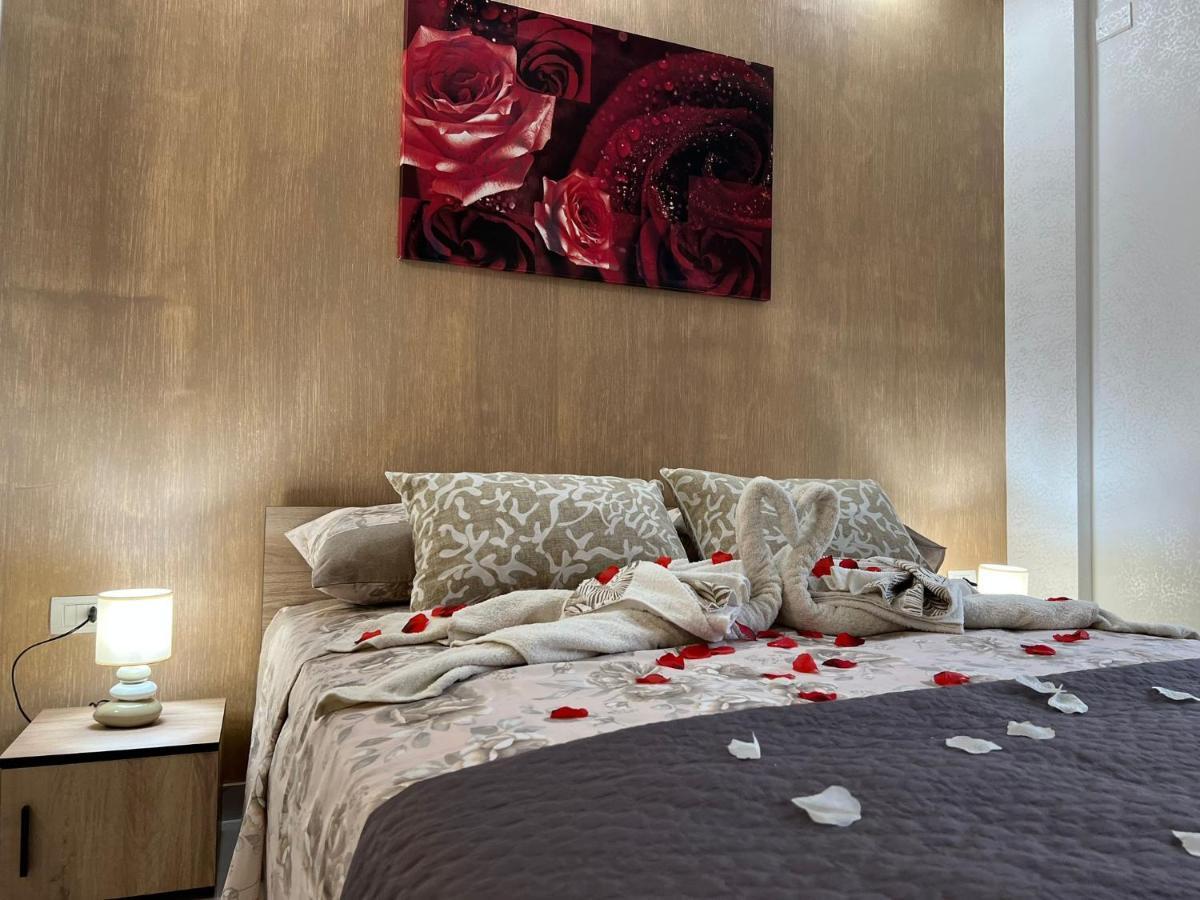L'Oasi Del Raganello Bed & Breakfast ชิวิตา ภายนอก รูปภาพ