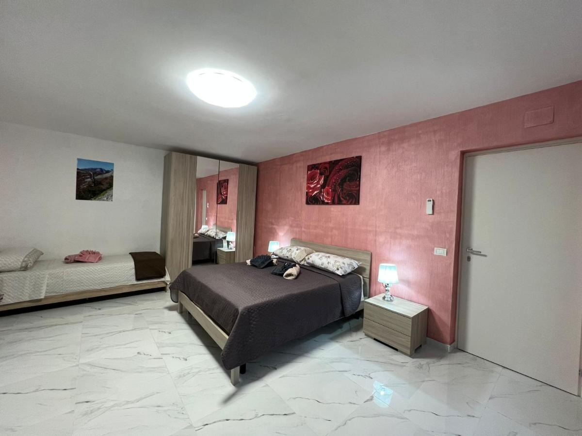 L'Oasi Del Raganello Bed & Breakfast ชิวิตา ภายนอก รูปภาพ