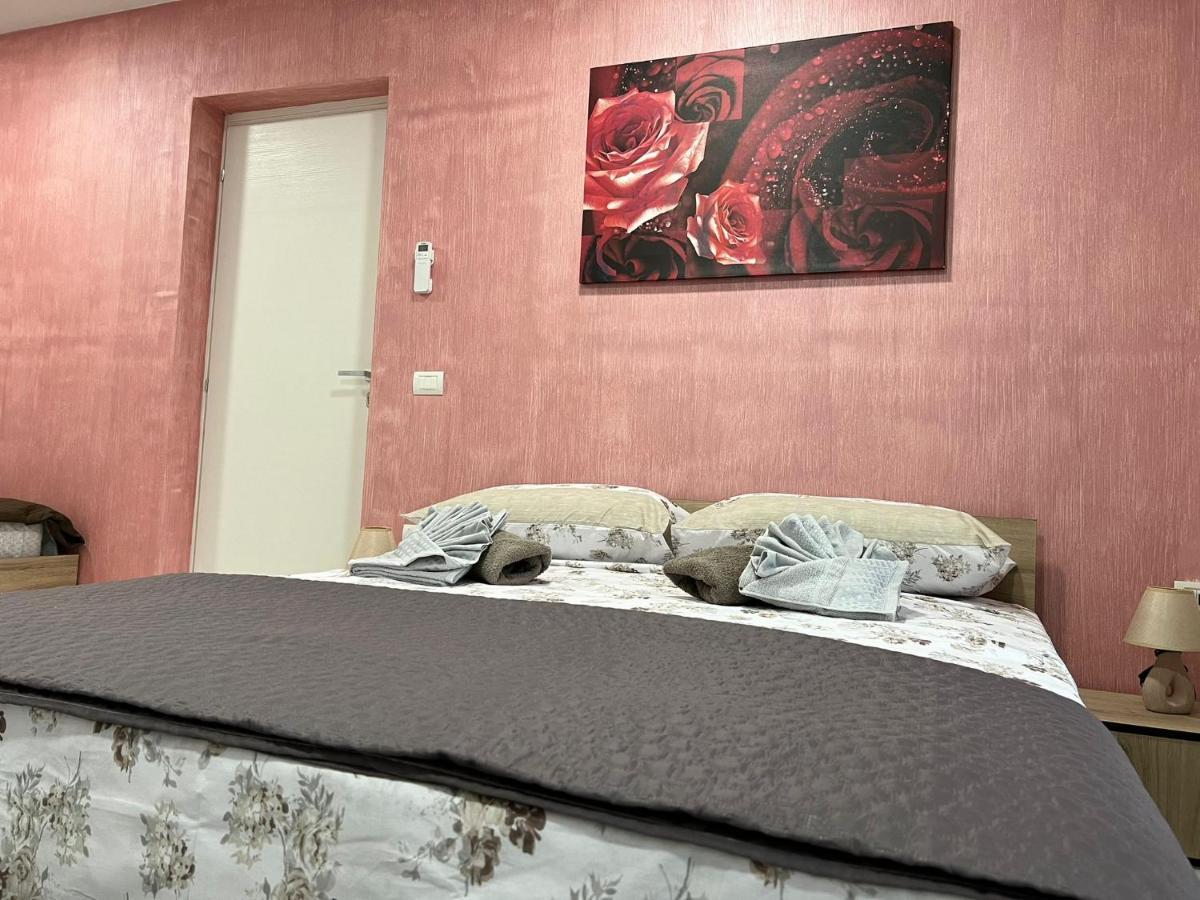 L'Oasi Del Raganello Bed & Breakfast ชิวิตา ภายนอก รูปภาพ